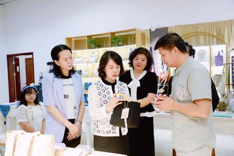 林霖到南宁市调研残疾人工作 林霖到南宁市调研残疾人工作